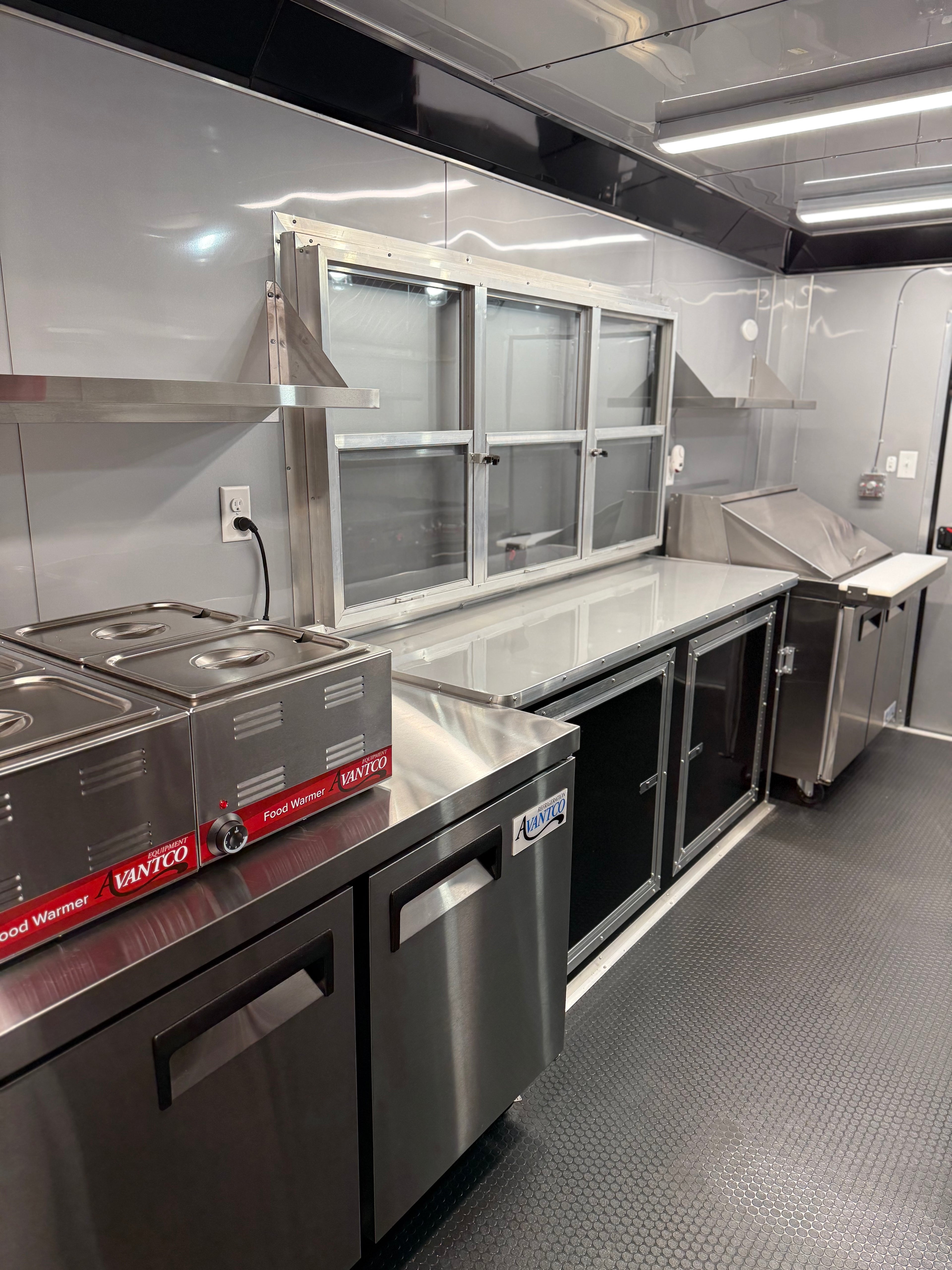 18Ft BBQ Trailer