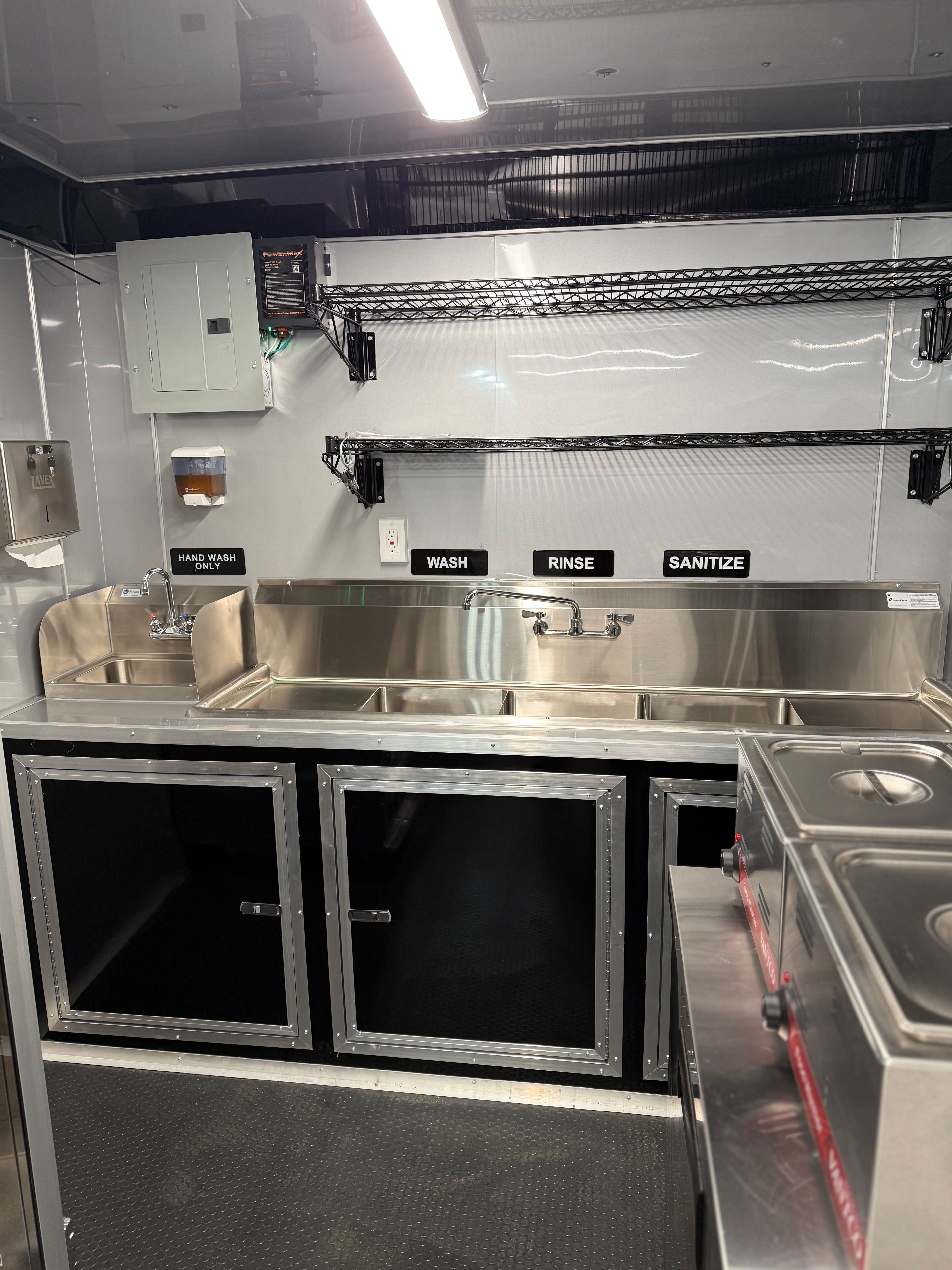 18Ft BBQ Trailer