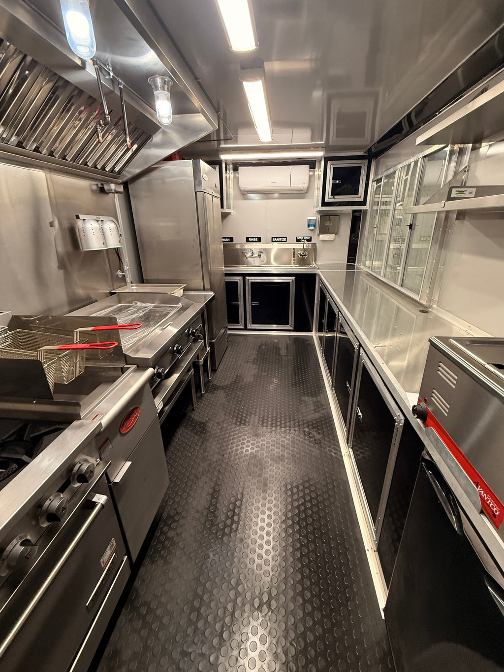 14 FT Yellow Cooking Trailer